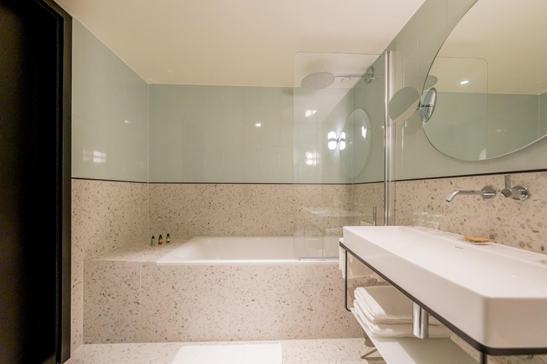 Bathroom 3, D Bulle Design Hotel, La Gruyère
