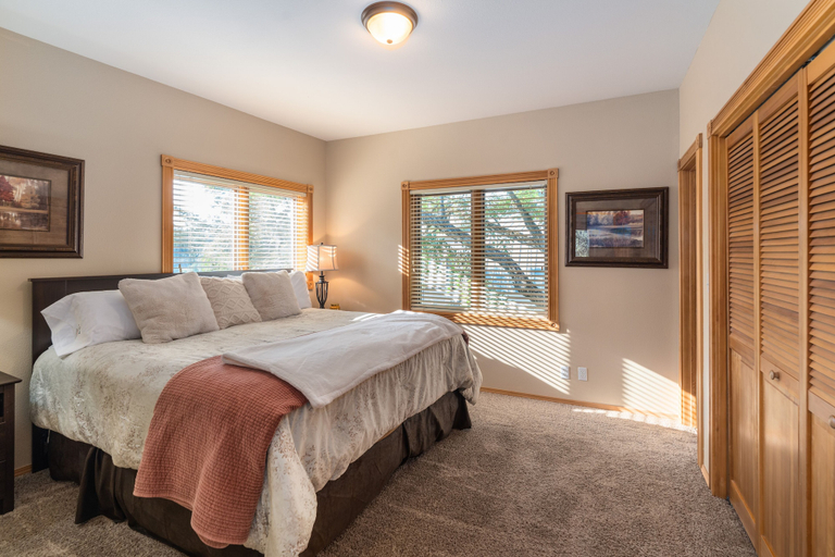 Bedroom 2, The Inn on Bigfork Bay, Flathead
