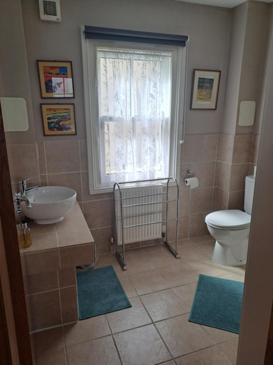 Others 4, B&B at No 4, South Lanarkshire
