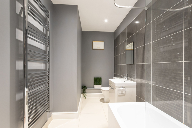 Bathroom 2, Smart Apartments - Seymour, Southampton