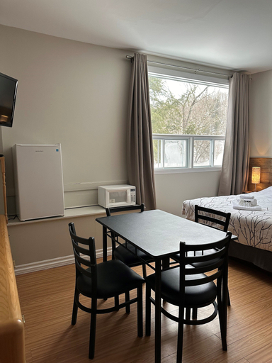 Bedroom 3, Auberge Morritt, Les Laurentides