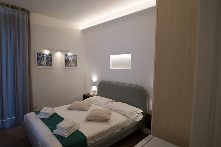 Others 4, B&B Vietri Centro, Salerno