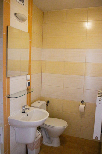 Bathroom, Gosciniec Wstap TU, Kłodzko