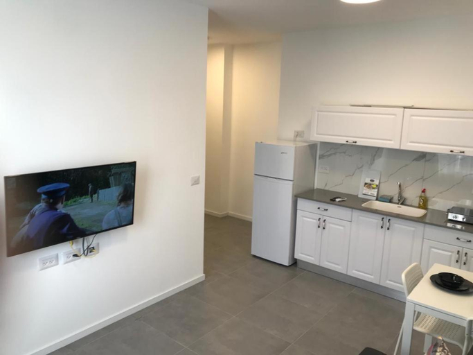 Others 4, Isramax apartment near the beach.