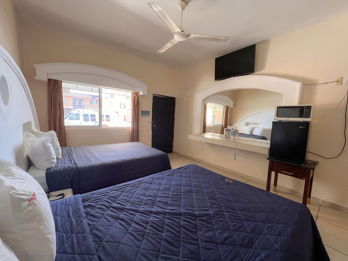 Bedroom 3, Hotel Oasis, Mazatlán