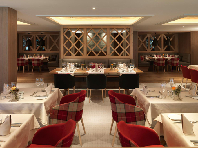 Restaurant 4, Lowen Hotel Montafon, Bludenz