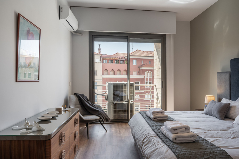 Others 5, Saifi 1056, Beirut