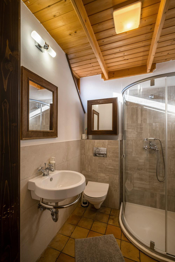 Others 3, Tagyon Birtok Royal Apartmanhaz, Balatonfüred