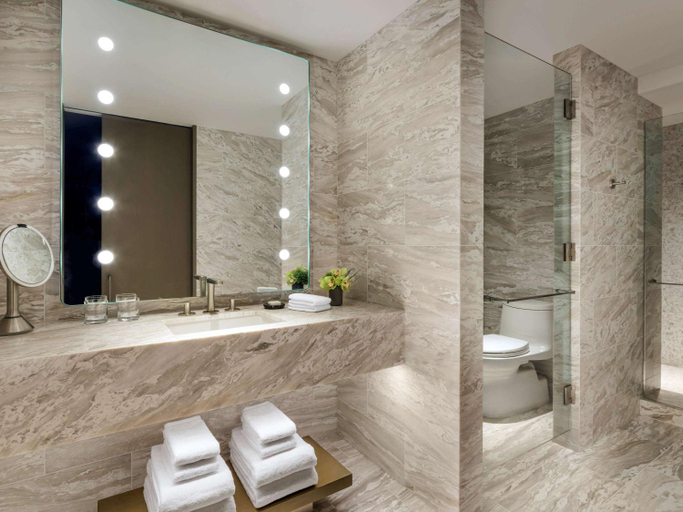 Bathroom 21