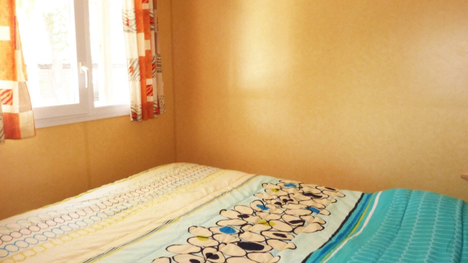 Bedroom 3, Camping TIKAYAN MEDITERRANEE, Var