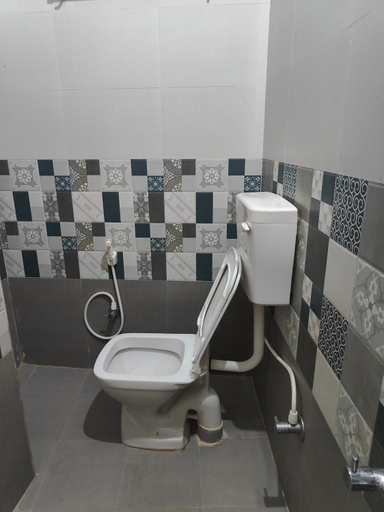 Bathroom 3, Yoga House, Mysore