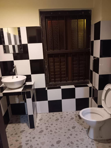 Bathroom 2, Cintra House, Penang Island