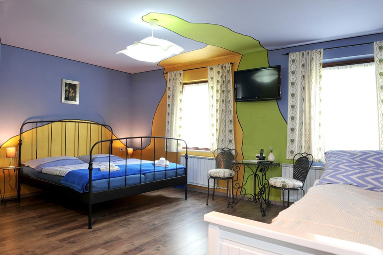 Bedroom 2, Gostilna in Prenocisca Brancurnik, Prevalje
