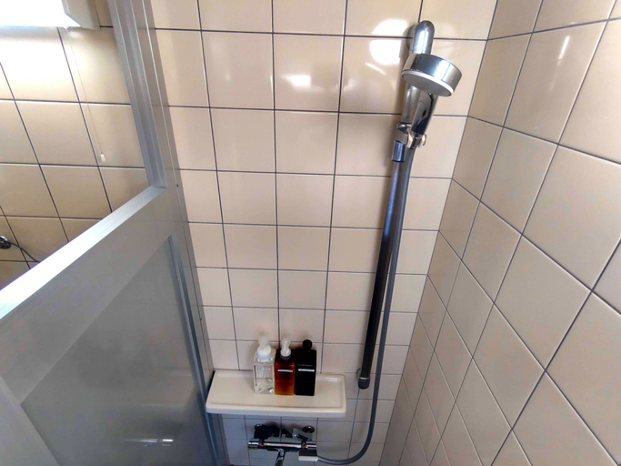 Bathroom 2, Irunty Futademura, Taketomi
