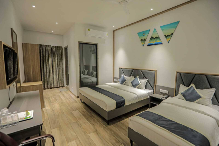 Bedroom 2, Hare Krishna Hotel, Valsad