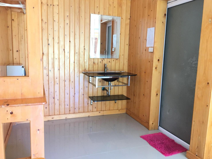 Bathroom 4, Z-Touch Lipe Island Resort, Muang Satun