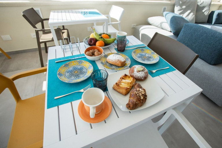 Food & Drinks 4, azzurra guest house, Agrigento