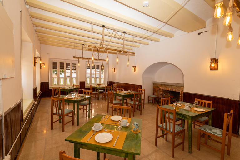 Others 3, P&R hostals Can Tort, Girona