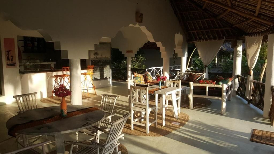 Food & Drinks 5, Safina Beach House, Kilifi North