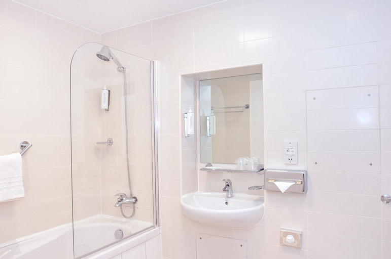 Bathroom 4, PREMIER SUITES Newcastle, Newcastle upon Tyne