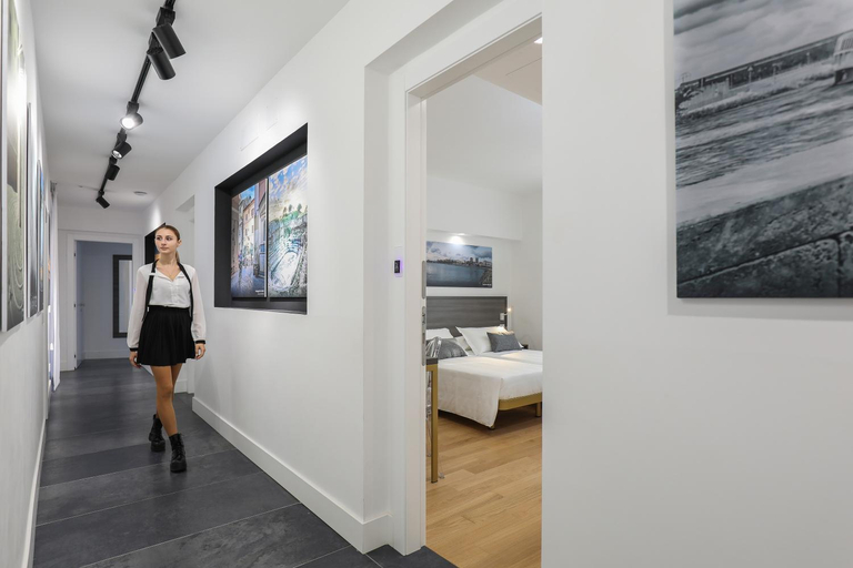Bedroom 2, Gallery Suite, Roma