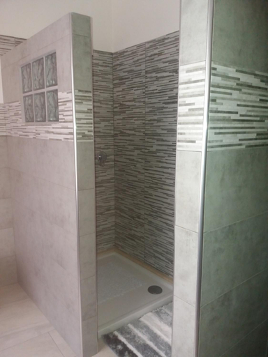Bathroom, B&b la Fenice, Oristano