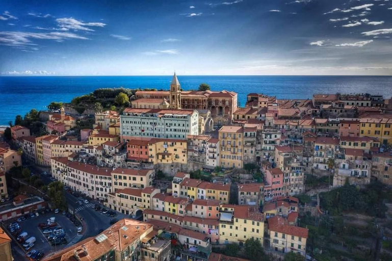 Others 4, Tuffonelblu, Imperia
