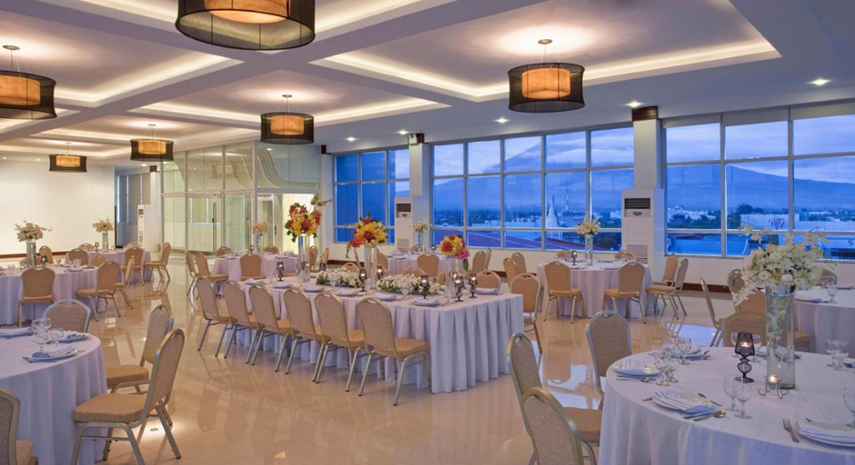Food & Drinks 4, Hotel St. Ellis, Legazpi City
