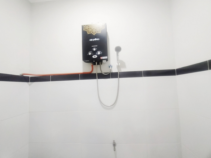 Bedroom 4, RedDoorz Syariah Near Stasiun Purwokerto, Banyumas
