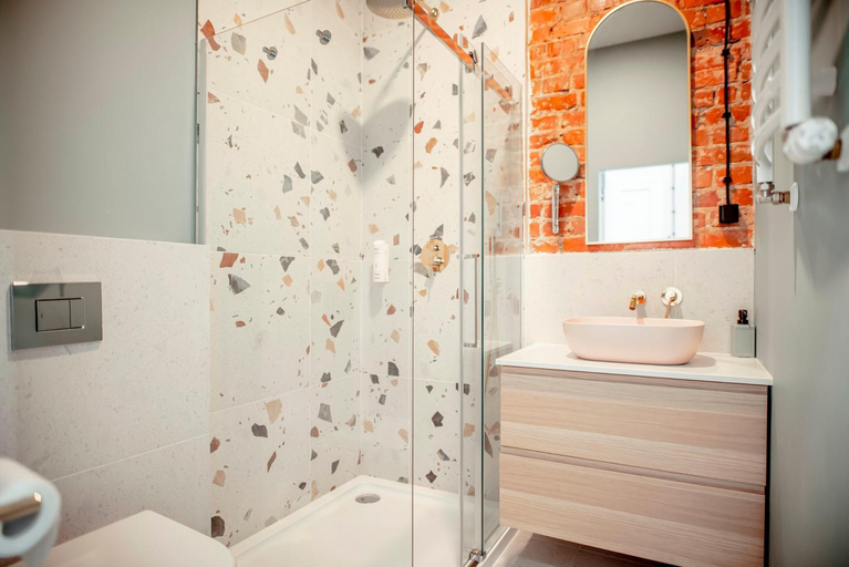 Bathroom 2, SMART STUDIO Apartamenty Kwidzyn, Sniadania, Bezplatny Parking, Faktury VAT, Kwidzyn