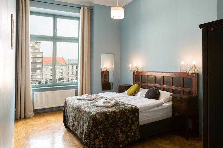Bedroom 3, Antique Apartments - Plac Szczepanski, Kraków City