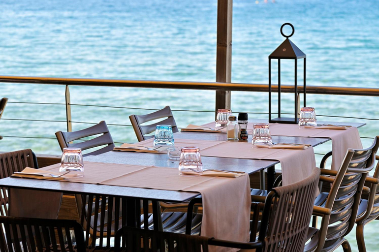 Food & Drinks 5, Hotel Serenada, Haute-Corse