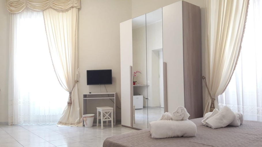 Others 4, Sweet Home Agropoli, Salerno
