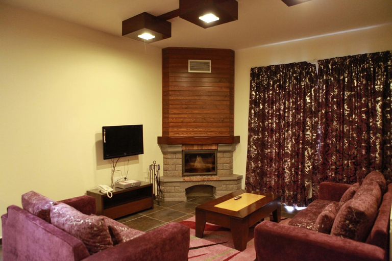 Others 5, Cedars Palace, Bcharre