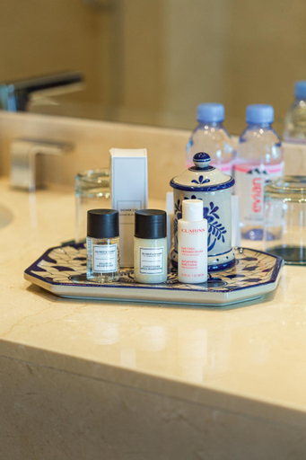 Amenities 11