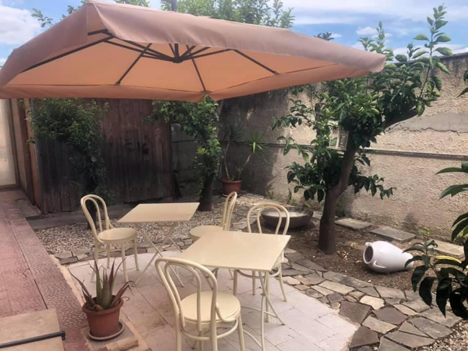 Others 5, Musa B&B, Taranto