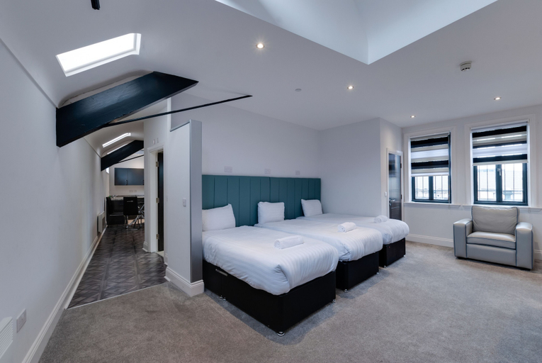 Bedroom 2, Temple Court Cavern Quarter Apartments, Sefton