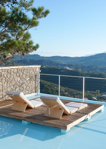 Others 2, Zeus Throne Suites, Ionian Islands