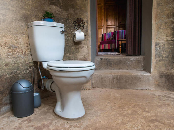 Bathroom 1, Toeka Wedding and Functions Venue, Dr Kenneth Kaunda