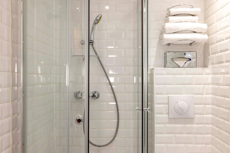 Bathroom 4, Hotel L'Interlude, Paris