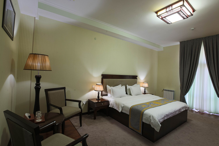 Bedroom 3, Zargaron Plaza, Buxoro