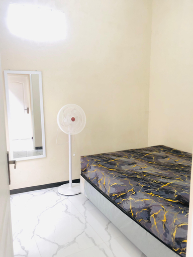 Others 5, Villa Batu Nola, Malang