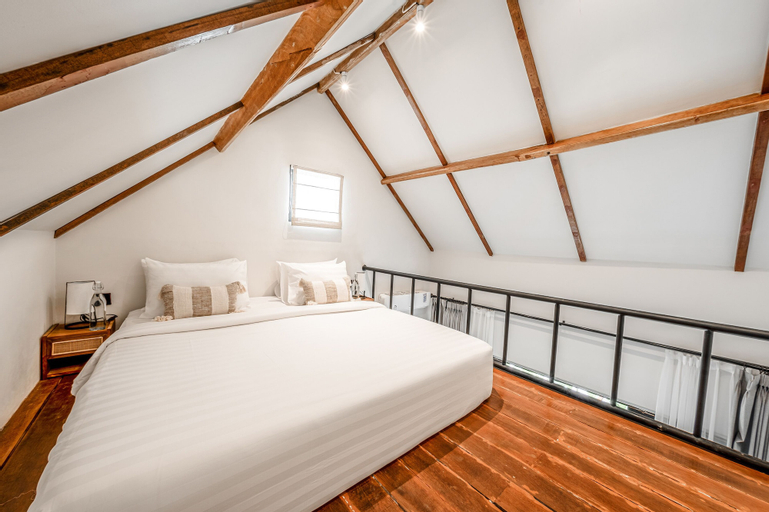 Bedroom 2, Sarang Apartments by EVDEkimi, Gianyar