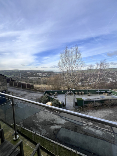 Others 5, The New Hobbit Hotel Rooms, Calderdale