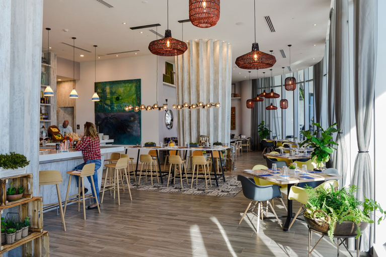 Food & Drinks 1, 4111s Hollywood - Steps to the Sand - We Host, Broward