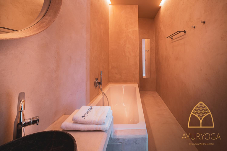 Bathroom 3, Ayuryoga Wellnesshotel, Oost-Vlaanderen