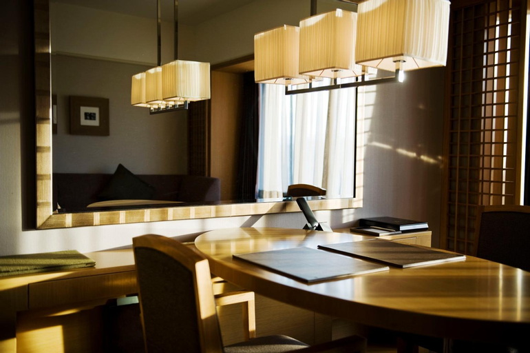 Dining Room 7