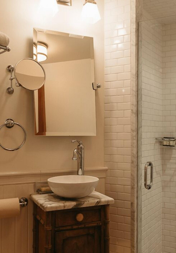 Bathroom 3, Deer Mountain Inn, Greene