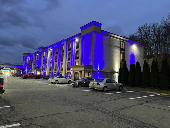 Exterior & Views, Comfort Inn & Suites Danbury-Bethel, Fairfield
