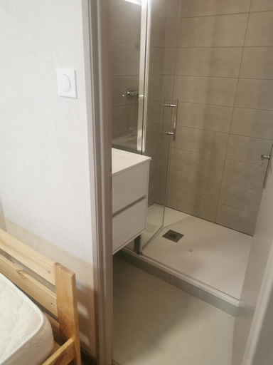 Bathroom 3, La Mansio de Bons, Isère